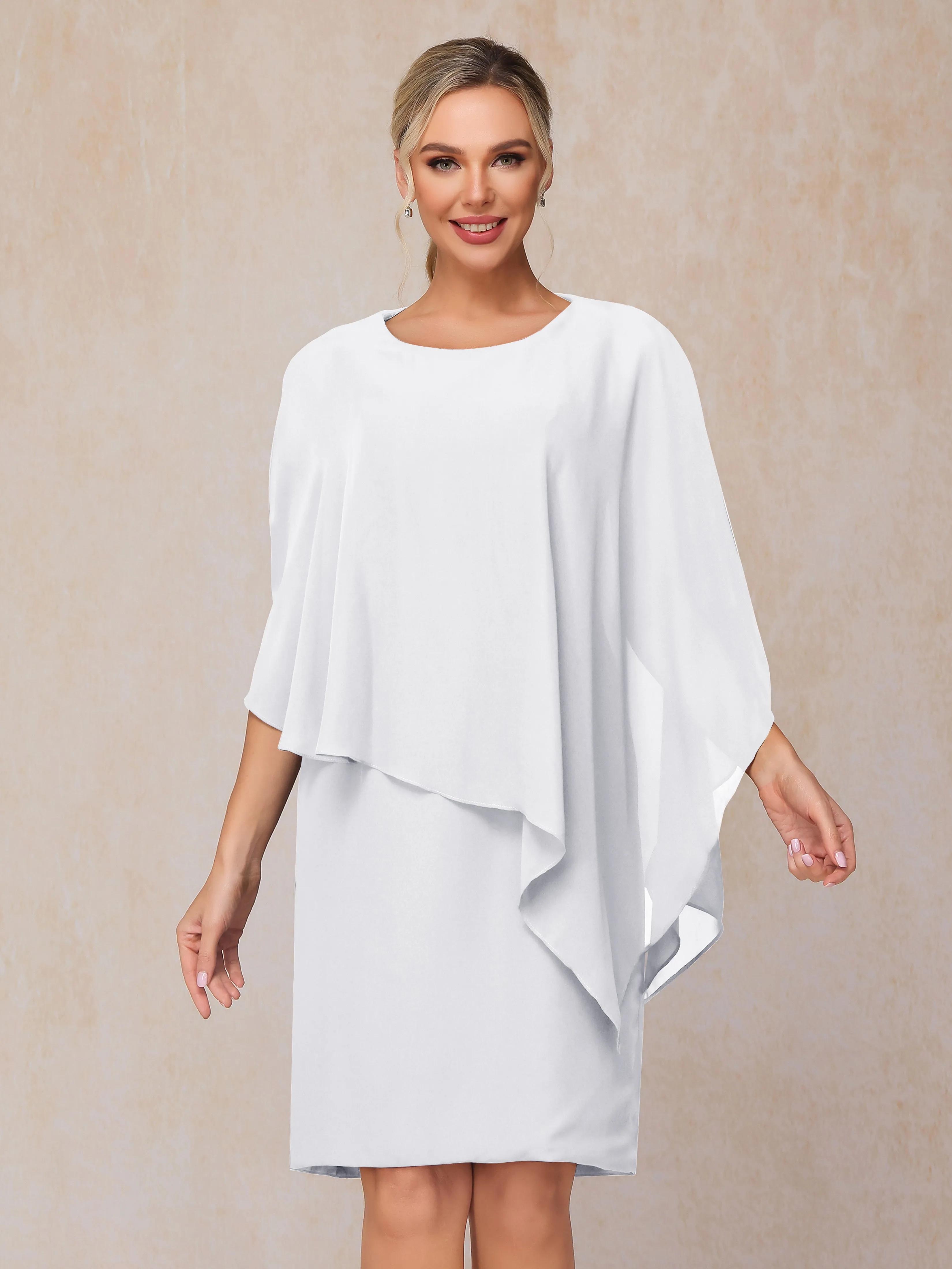 Manches asymétriques Col bateau Mousseline Robe Mère de la Mariée avec cape