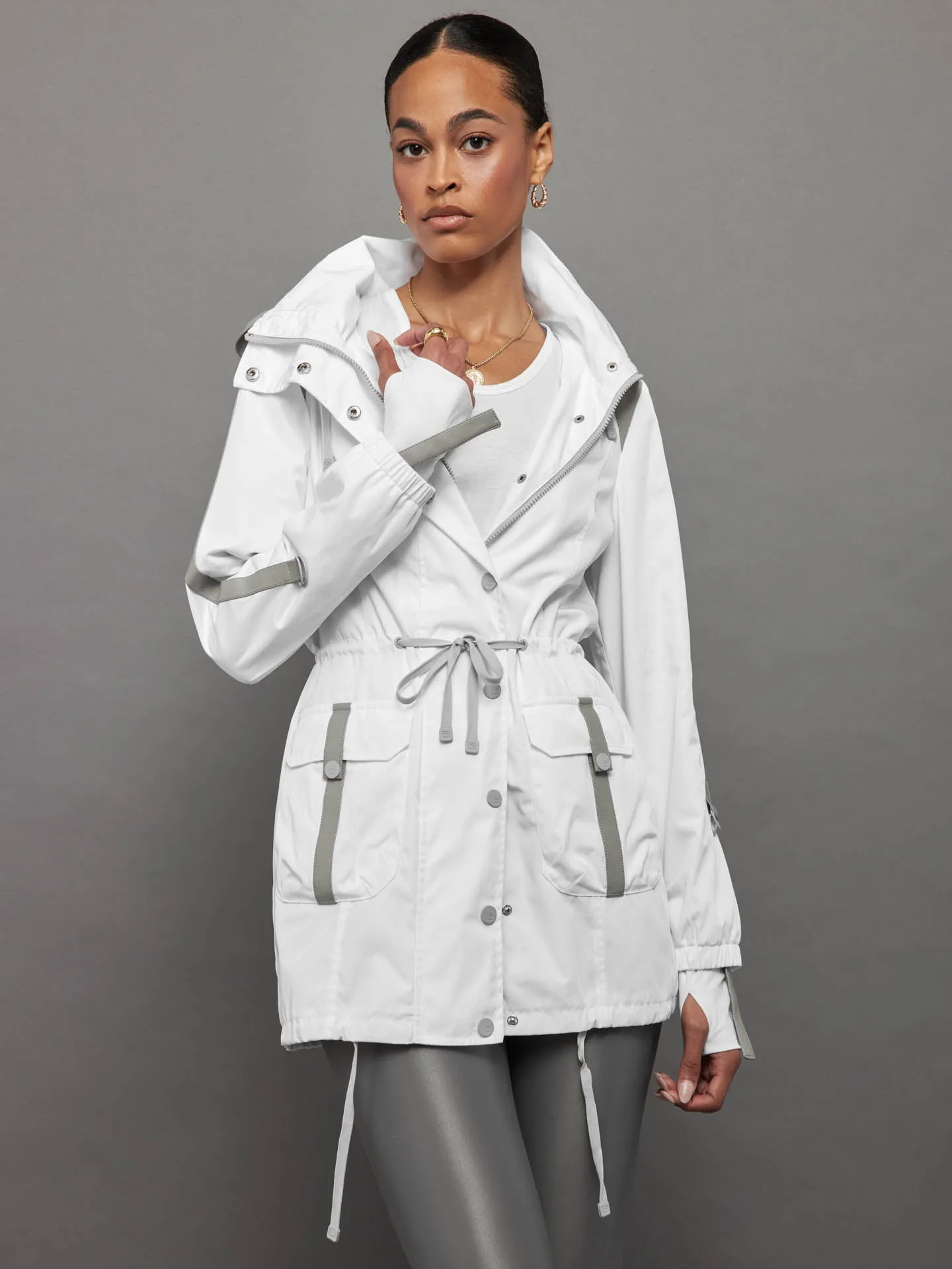 Memory Satin Anorak - White/ Grey