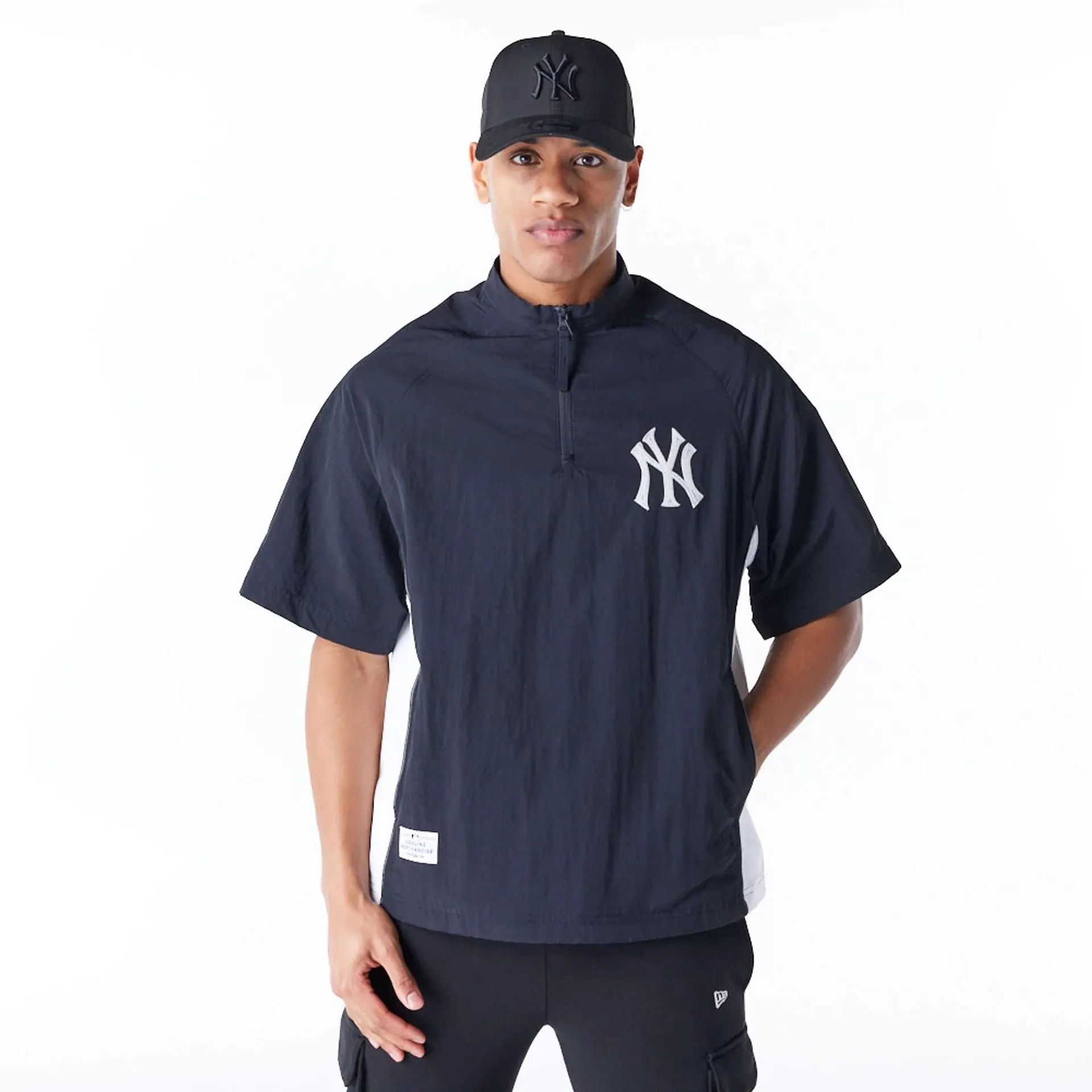 New Era Korea MLB New York Yankees Black Short Sleeve Anorak