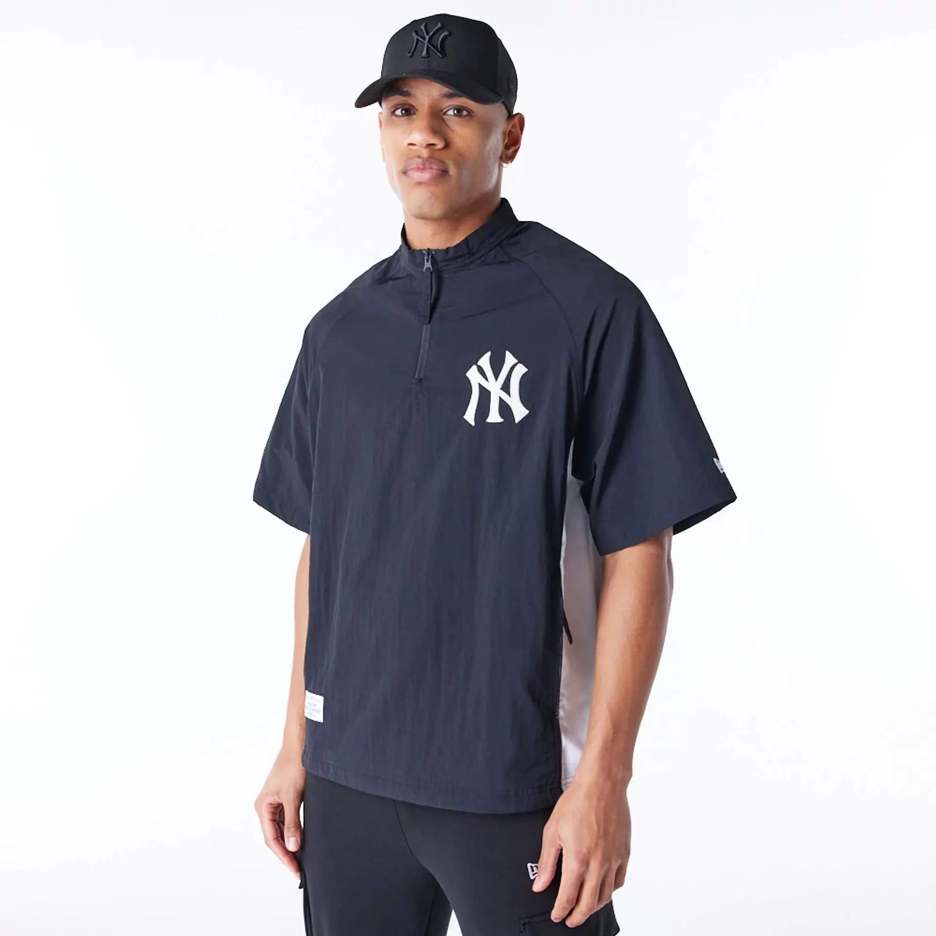 New Era Korea MLB New York Yankees Black Short Sleeve Anorak