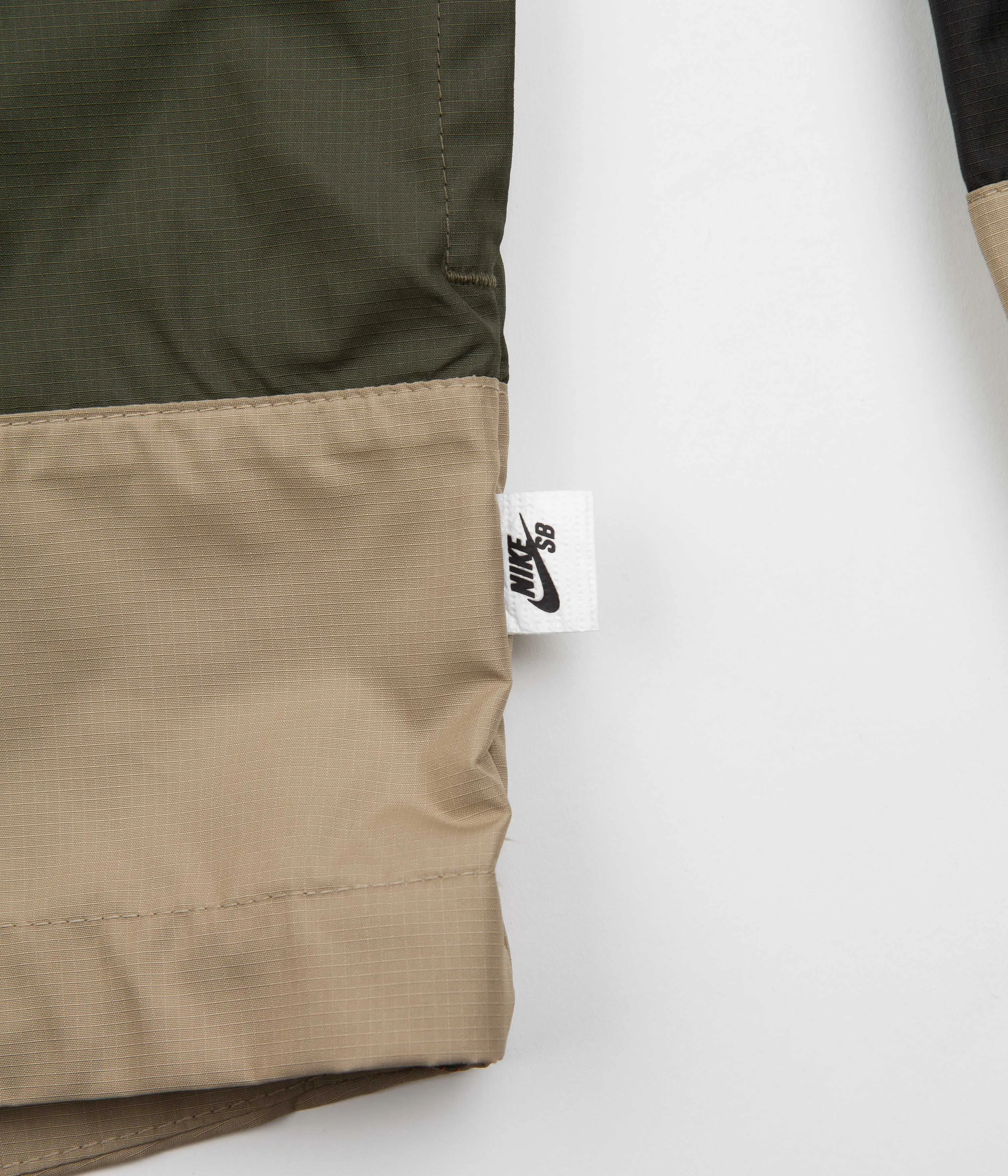 Nike SB Packable Anorak - Cargo Khaki / Black