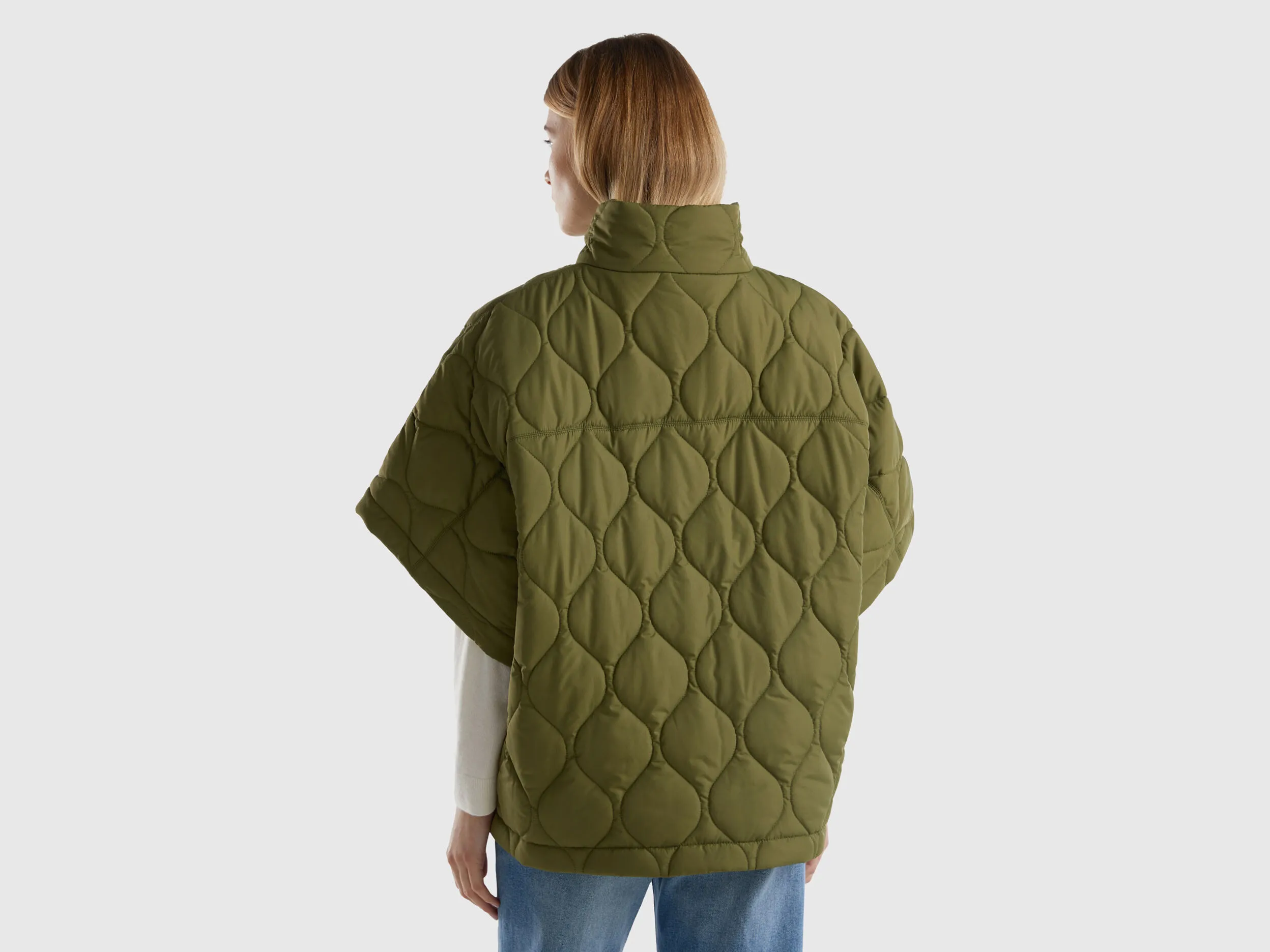 Quilted cape with lightweight padding - Military Green | Benetton