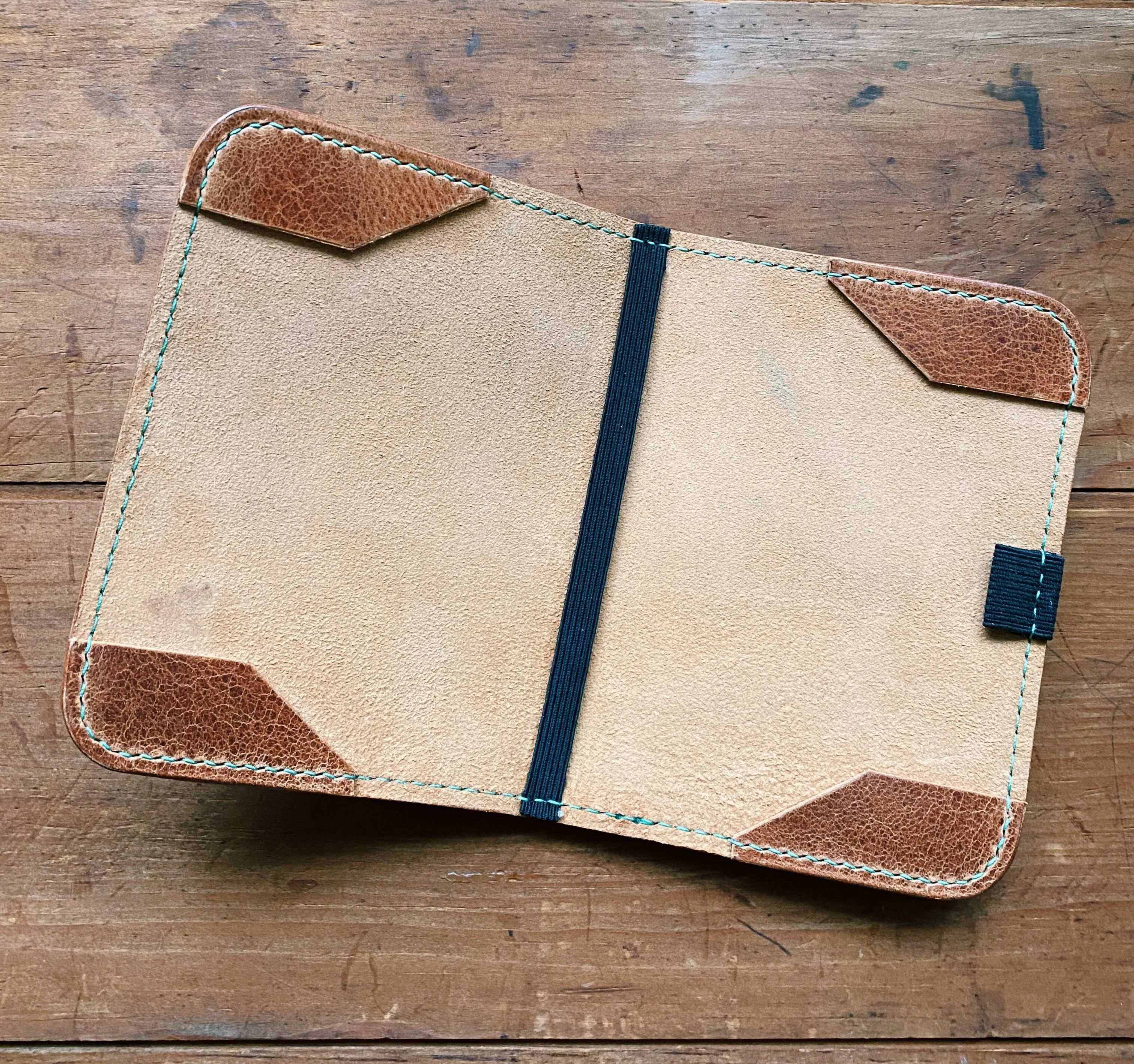 Single Barrel Collection  Minimalist Golf Scorecard Holder in MPG Aragona English Tan