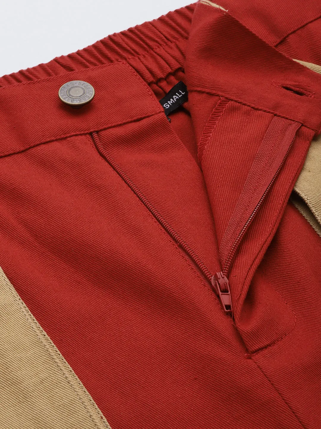 Women Red Twill Contrast Pouch Pocket Pants