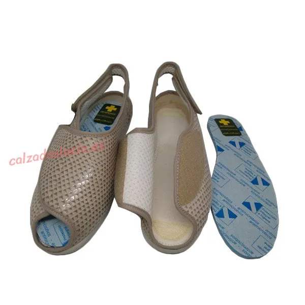 Zapatilla extra ancha con velcro Doctor Cutillas