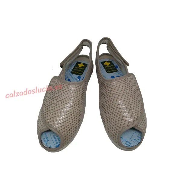 Zapatilla extra ancha con velcro Doctor Cutillas